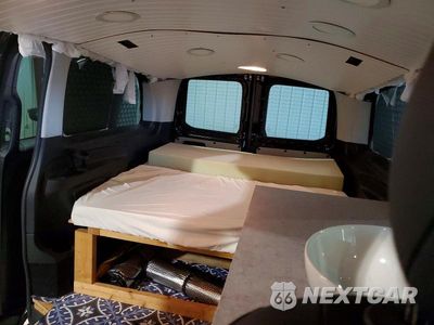 Zdjęcie 10 z 13 samochodu: 2017 MERCEDES-BENZ METRIS VIN:WD4PG2EEXH3314412 - miniatura