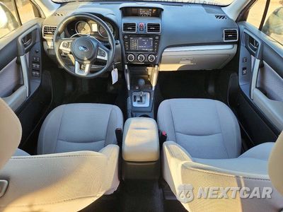 Zdjęcie 8 z 12 samochodu: 2017 SUBARU FORESTER 2.5I PREMIUM VIN:JF2SJAEC2HH535876 - miniatura