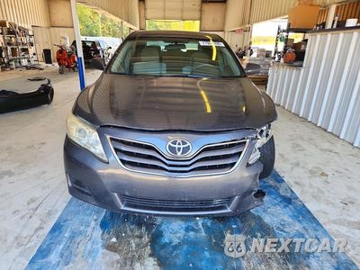 Piąte zdjęcie samochodu w środku: 2010 TOYOTA CAMRY LE VIN:4T1BF3EK8AU084058 - miniatura
