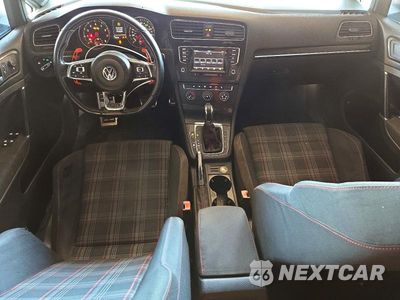 Zdjęcie 8 z 12 samochodu: 2015 VOLKSWAGEN GTI VIN:3VW4T7AU1FM003706 - miniatura