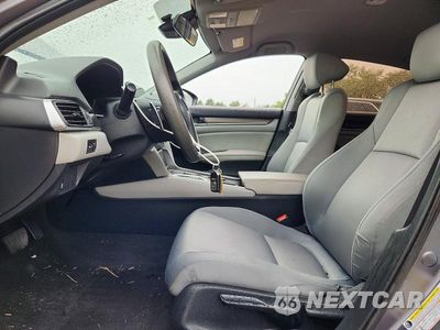 Zdjęcie 7 z 13 samochodu: 2019 HONDA ACCORD HYBRID VIN:1HGCV3F11KA019686 - miniatura