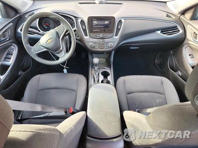 Zdjęcie 8 z 13 samochodu: 2021 CHEVROLET MALIBU LS VIN:1G1ZC5ST4MF082233 - miniatura
