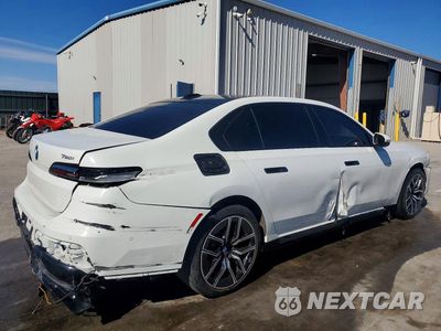 Trzecie zdjęcie samochodu z tyłu: 2024 BMW 760 XI VIN:WBA33EJ0XRCR41643 - miniatura