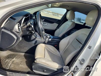Zdjęcie 7 z 13 samochodu: 2016 MERCEDES-BENZ C 300 4MATIC VIN:55SWF4KB7GU134786 - miniatura