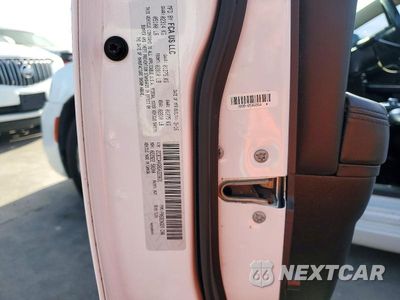 Zdjęcie 12 z 12 samochodu: 2016 CHRYSLER 300 LIMITED VIN:2C3CCAAG8GH223631 - miniatura