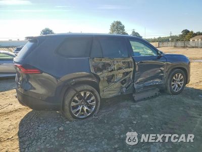 Trzecie zdjęcie samochodu z tyłu: 2025 TOYOTA GRAND HIGHLANDER LIMITED VIN:5TDAAAA53SS023452 - miniatura