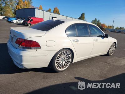 Trzecie zdjęcie samochodu z tyłu: 2008 BMW 750 I VIN:WBAHL83548DT11979 - miniatura