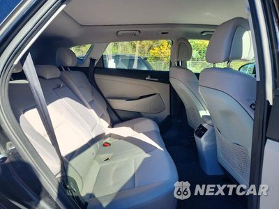 Zdjęcie 11 z 14 samochodu: 2018 HYUNDAI TUCSON VALUE VIN:KM8J33A2XJU689614 - miniatura