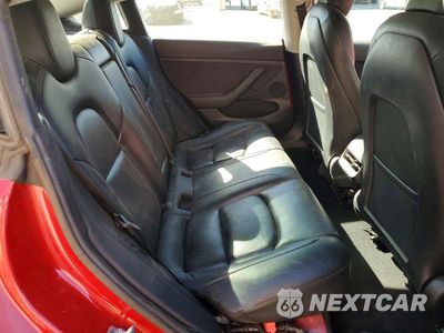 Zdjęcie 10 z 13 samochodu: 2022 TESLA MODEL 3 VIN:5YJ3E1EA8NF289708 - miniatura