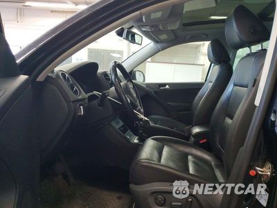 Zdjęcie 7 z 13 samochodu: 2017 VOLKSWAGEN TIGUAN SEL VIN:WVGWV7AX0HK014475 - miniatura