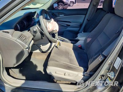 Zdjęcie 7 z 12 samochodu: 2009 HONDA ACCORD EX VIN:1HGCP26789A099006 - miniatura