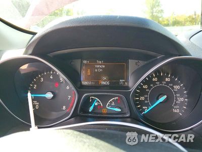 Zdjęcie 9 z 13 samochodu: 2019 FORD ESCAPE SE VIN:1FMCU9GD0KUA61578 - miniatura