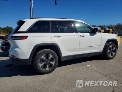 Trzecie zdjęcie samochodu z tyłu: 2024 JEEP GRAND CHEROKEE LIMITED 4XE VIN:1C4RJYB62RC117160 - miniatura