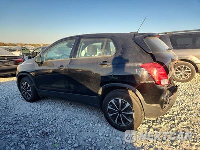 Drugie zdjęcie samochodu z przodu: 2017 CHEVROLET TRAX LS VIN:3GNCJKSB5HL211365 - miniatura