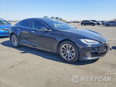 Czwarte zdjęcie samochodu z boku: 2016 TESLA MODEL S VIN:5YJSA1E15GF142479 - miniatura