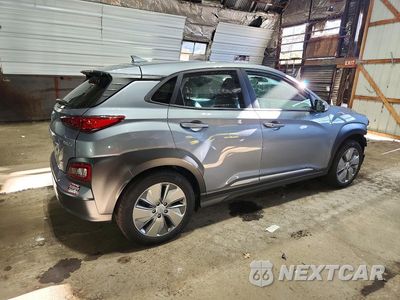 Trzecie zdjęcie samochodu z tyłu: 2021 HYUNDAI KONA LIMITED VIN:KM8K33AG2MU115609 - miniatura