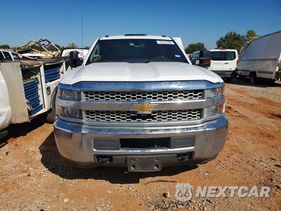 Piąte zdjęcie samochodu w środku: 2019 CHEVROLET SILVERADO K2500 HEAVY DUTY VIN:1GB0KREG2KF247805 - miniatura