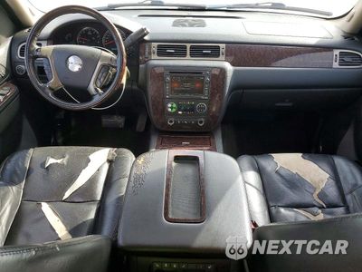 Zdjęcie 8 z 13 samochodu: 2010 GMC YUKON VIN:1GKUCEEF1AR226097 - miniatura