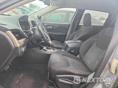 Zdjęcie 7 z 12 samochodu: 2016 JEEP CHEROKEE LATITUDE VIN:1C4PJLCSXGW195378 - miniatura