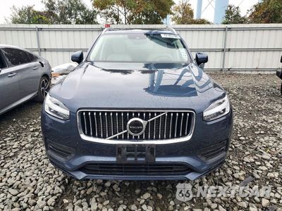 Piąte zdjęcie samochodu w środku: 2022 VOLVO XC90 T6 MOMENTUM VIN:YV4A221K9N1835314 - miniatura