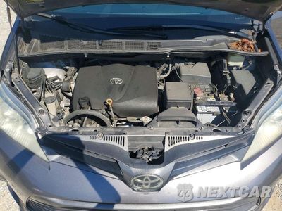 Zdjęcie 12 z 13 samochodu: 2018 TOYOTA SIENNA XLE PREMIUM 8-PASSENGER VIN:5TDYZ3DC5JS914578 - miniatura