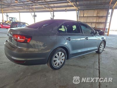 Trzecie zdjęcie samochodu z tyłu: 2016 VOLKSWAGEN JETTA S VIN:3VW267AJ6GM270488 - miniatura