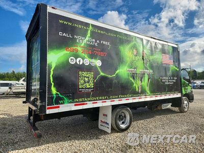 Trzecie zdjęcie samochodu z tyłu: 2017 HINO 195 - BOX TRUCK VIN:JHHSDM2H5HK004825 - miniatura