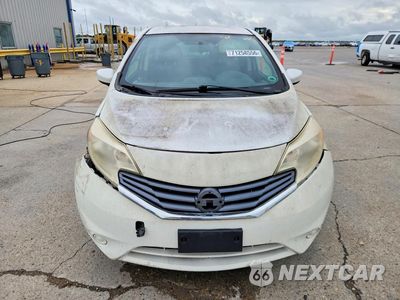 Piąte zdjęcie samochodu w środku: 2015 NISSAN VERSA NOTE SV VIN:3N1CE2CP4FL364665 - miniatura