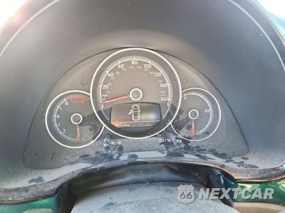 Zdjęcie 9 z 12 samochodu: 2017 VOLKSWAGEN BEETLE S/SE VIN:3VW517AT2HM824608 - miniatura