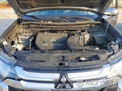 Zdjęcie 12 z 13 samochodu: 2016 MITSUBISHI OUTLANDER GT VIN:JA4JZ4AX8GZ008182 - miniatura