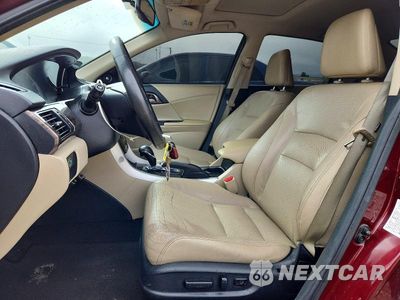 Zdjęcie 7 z 12 samochodu: 2016 HONDA ACCORD EXL VIN:1HGCR2F80GA083253 - miniatura