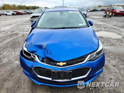 Piąte zdjęcie samochodu w środku: 2017 CHEVROLET CRUZE LT VIN:1G1BE5SM7H7260172 - miniatura