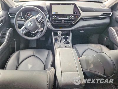 Zdjęcie 8 z 14 samochodu: 2024 TOYOTA HIGHLANDER XLE VIN:5TDKDRBH6RS528995 - miniatura