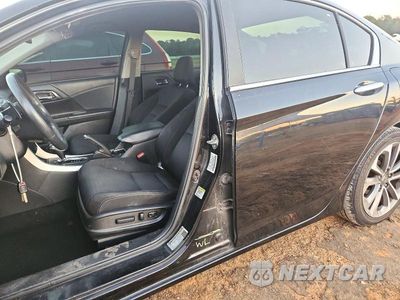 Zdjęcie 12 z 13 samochodu: 2015 HONDA ACCORD SPORT VIN:1HGCR2F52FA263922 - miniatura