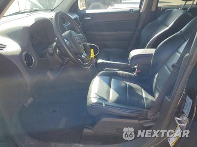 Zdjęcie 7 z 13 samochodu: 2017 JEEP PATRIOT LATITUDE VIN:1C4NJRFB9HD210441 - miniatura