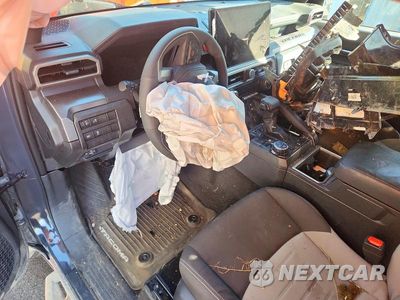 Zdjęcie 8 z 12 samochodu: 2026 TOYOTA TACOMA TRD OFF-ROAD VIN:3TMLB5JN8TM298684 - miniatura