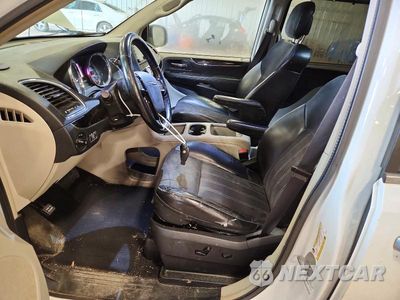 Zdjęcie 7 z 13 samochodu: 2014 CHRYSLER TOWN & COUNTRY TOURING L VIN:2C4RC1CG9ER455553 - miniatura