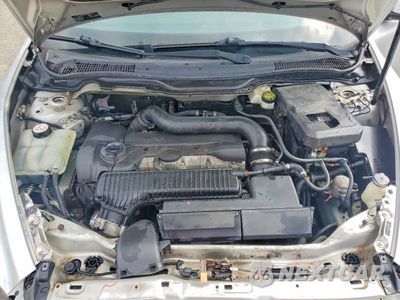Zdjęcie 11 z 13 samochodu: 2011 VOLVO C30 T5 VIN:YV1672MK6B2196833 - miniatura
