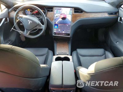 Zdjęcie 8 z 12 samochodu: 2020 TESLA MODEL S VIN:5YJSA1E21LF399898 - miniatura