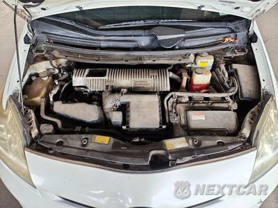 Zdjęcie 11 z 12 samochodu: 2013 TOYOTA PRIUS PERSONA SERIES SE VIN:JTDKN3DU8D1660764 - miniatura