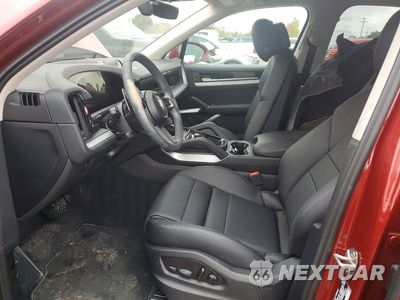 Zdjęcie 7 z 13 samochodu: 2025 PORSCHE CAYENNE VIN:WP1AA2AY9SDA06374 - miniatura
