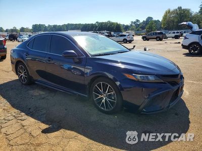 Czwarte zdjęcie samochodu z boku: 2021 TOYOTA CAMRY SE VIN:4T1G31AKXMU565474 - miniatura