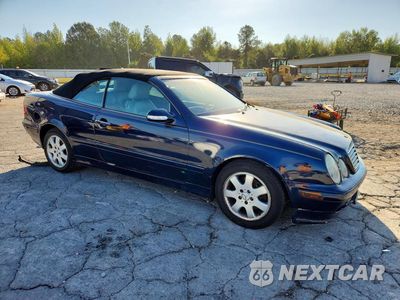 Czwarte zdjęcie samochodu z boku: 2003 MERCEDES-BENZ CLK 320 VIN:WDBLK65G63T140667 - miniatura