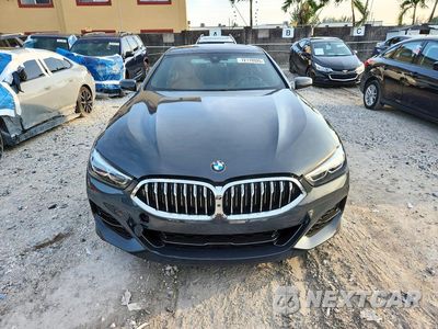 Piąte zdjęcie samochodu w środku: 2022 BMW M850XI VIN:WBAGV8C07NCH15289 - miniatura