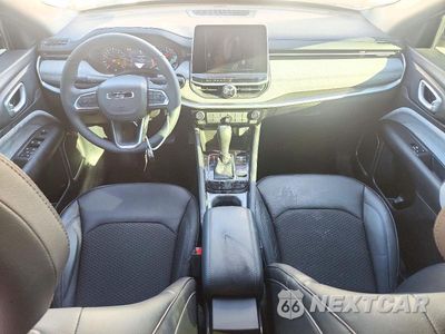 Zdjęcie 8 z 13 samochodu: 2025 JEEP COMPASS LATITUDE VIN:3C4NJDBNXST567602 - miniatura