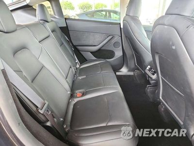 Zdjęcie 10 z 12 samochodu: 2025 TESLA MODEL Y VIN:7SAYGDED0SA370385 - miniatura