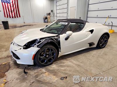 2016 ALFA ROMEO 4C SPIDER ZARBAAB41GM181534 - główne zdjęcie licytacji z USA - miniatura