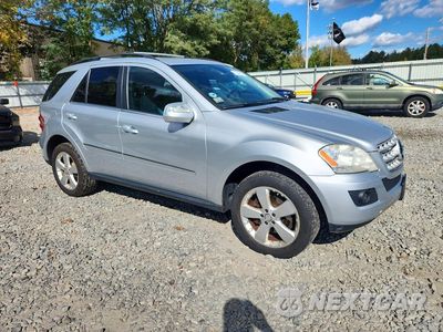 Czwarte zdjęcie samochodu z boku: 2010 MERCEDES-BENZ ML 350 4MATIC VIN:4JGBB8GB4AA580434 - miniatura