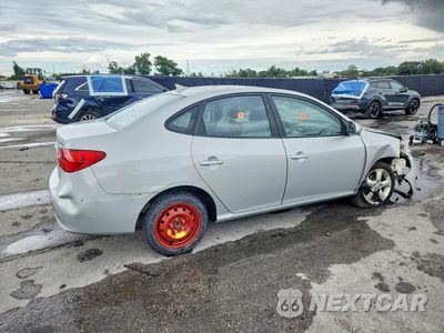 Trzecie zdjęcie samochodu z tyłu: 2010 HYUNDAI ELANTRA SE VIN:KMHDU4AD9AU935439 - miniatura