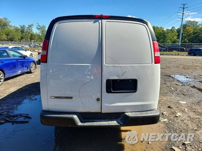 Zdjęcie 6 z 13 samochodu: 2017 CHEVROLET EXPRESS G3500 VIN:1GCZGGFF9H1190944 - miniatura